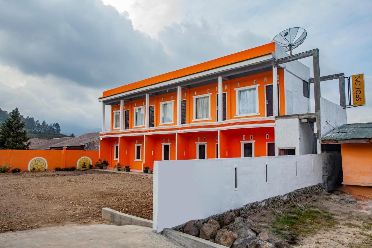 Spot On 2824 Hotel Permata Tongging Exterior photo